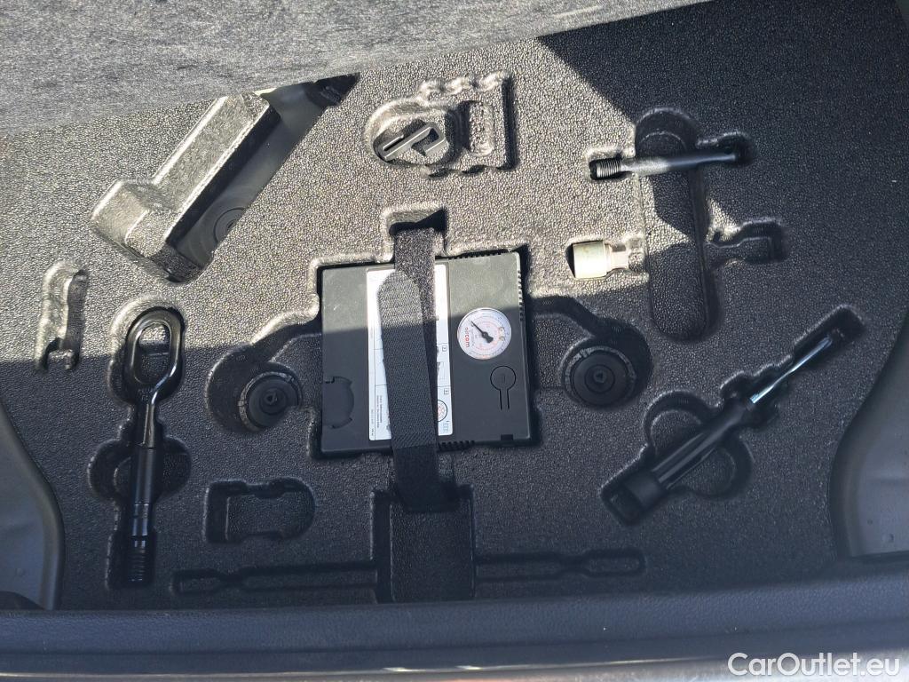  Audi  Q3 AUDI  / 2018 / 5P / todoterreno 40 TFSI 140kW S tronic Quattro Advanced #7