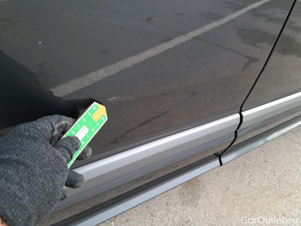  Audi  Q7 AUDI  / 2019 / 5P / todoterreno S line 55 TFSIe 280kW(381CV) quattro tip #40