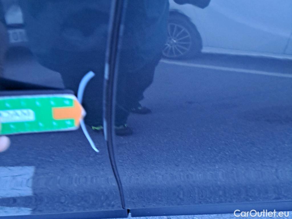  Bmw  X1 BMW  / 2019 / 5P / todoterreno sDrive18d #14