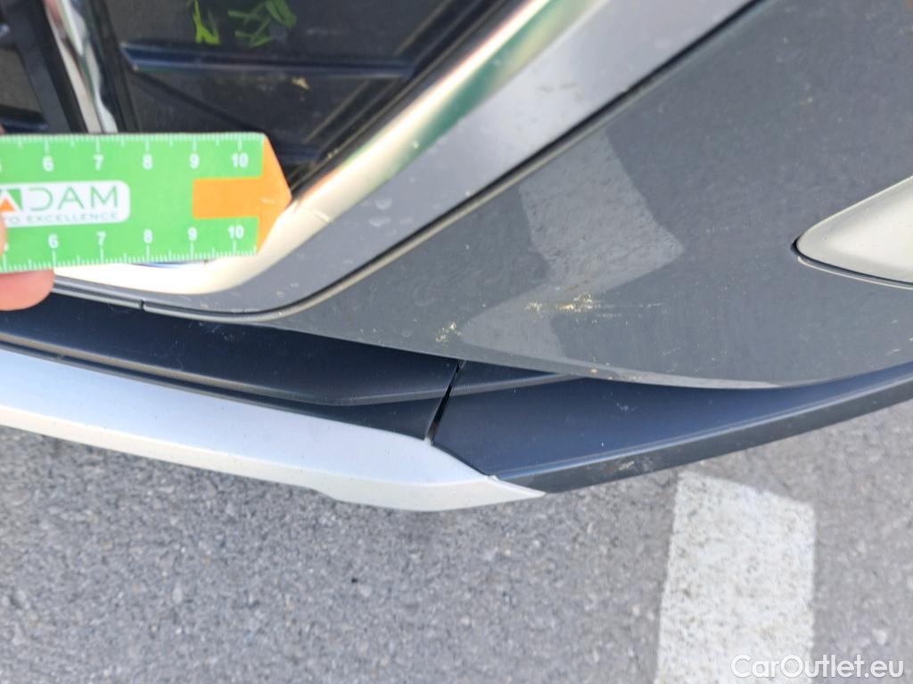  Audi  Q3 AUDI  / 2018 / 5P / todoterreno 40 TFSI 140kW S tronic Quattro Advanced #19