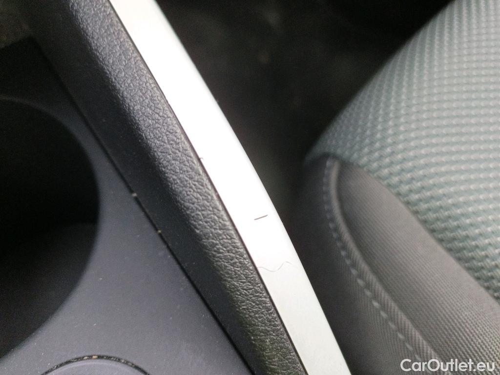  Audi  Q2 AUDI  / 2016 / 5P / todoterreno Design 30 TFSI 85kW (116CV) #6