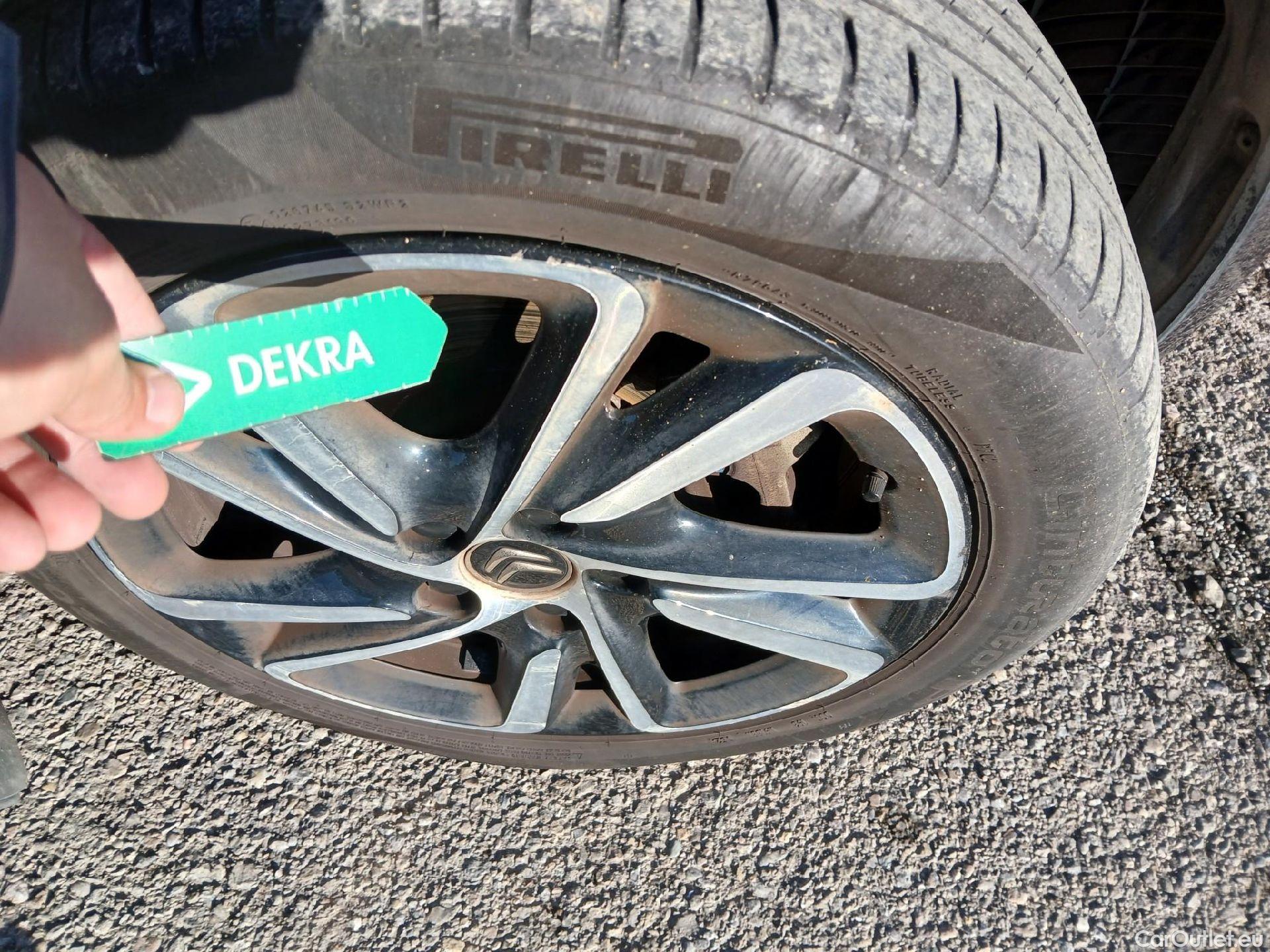  Citroen  C4 Picasso CITROEN  5p 2G monovolumen compac PureTech 96KW (130CV) S&S 6v Shine #45