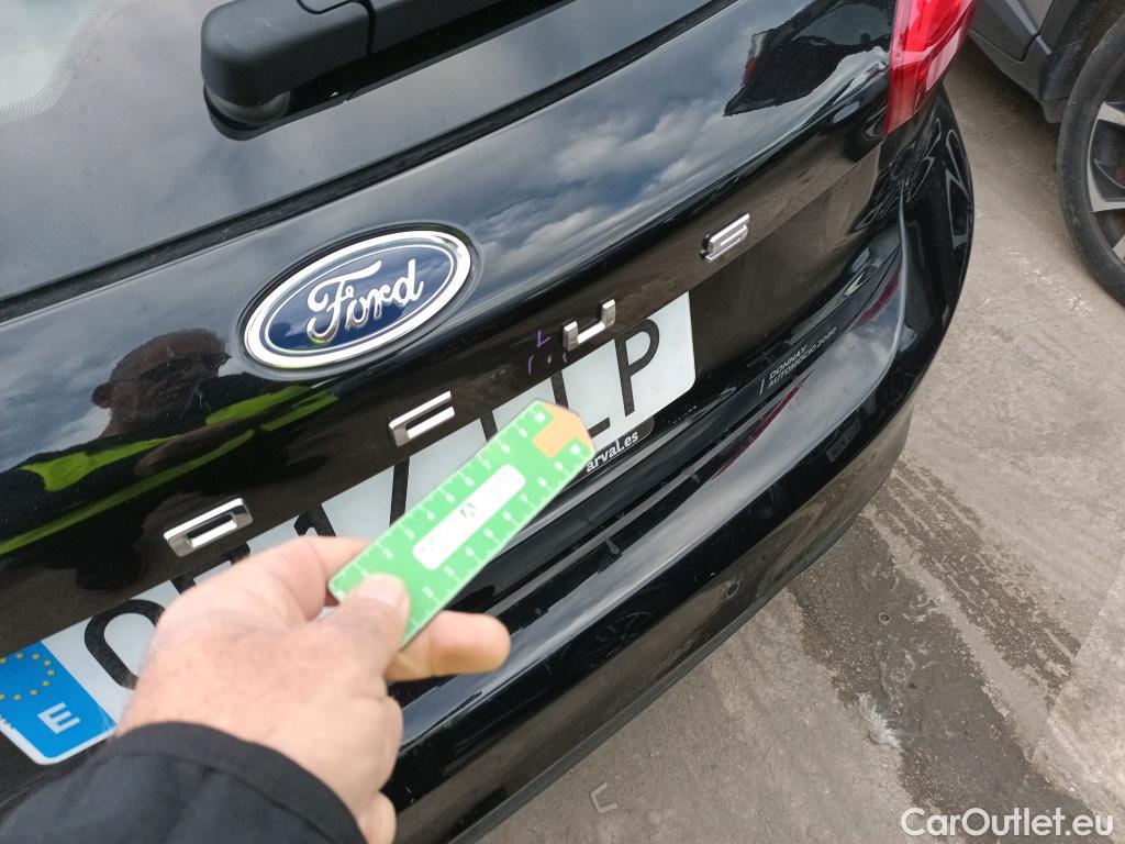  Ford  Focus FORD  / 2018 / 5P / berlina con portón 1.0 Ecoboost 92kW Trend+ Auto #30