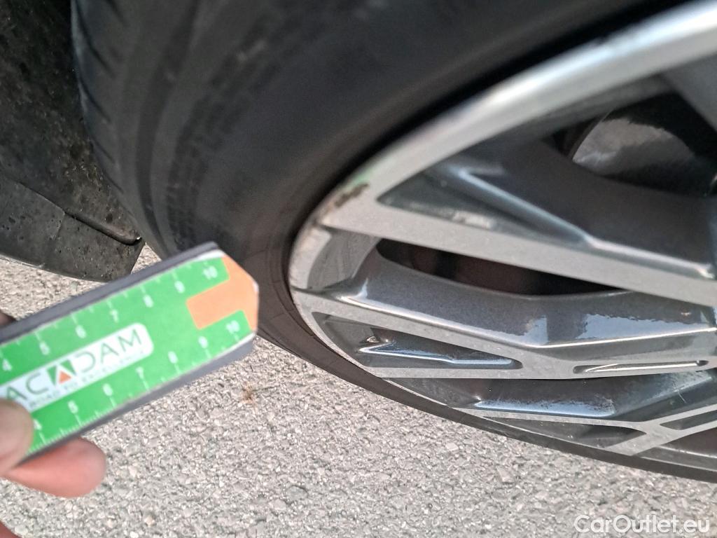  Bmw  X1 BMW  / 2019 / 5P / todoterreno sDrive18d #6