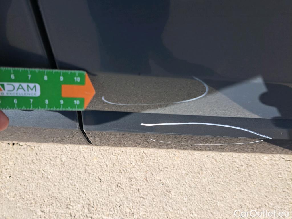  Audi  Q3 AUDI  / 2018 / 5P / todoterreno 40 TFSI 140kW S tronic Quattro Advanced #21