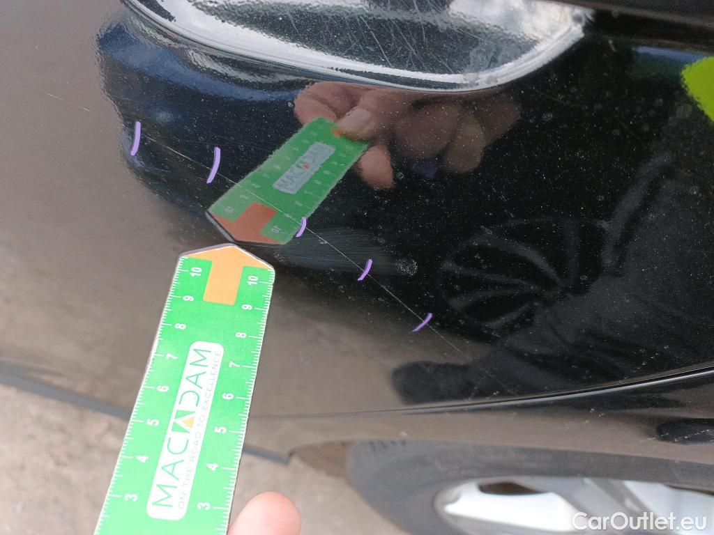  Ford  Focus FORD  / 2018 / 5P / berlina con portón 1.0 Ecoboost 92kW Trend+ Auto #11