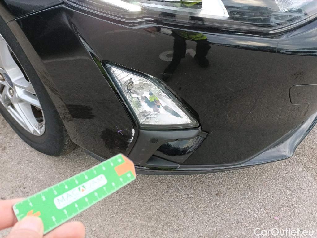  Ford  Focus FORD  / 2018 / 5P / berlina con portón 1.0 Ecoboost 92kW Trend+ Auto #22