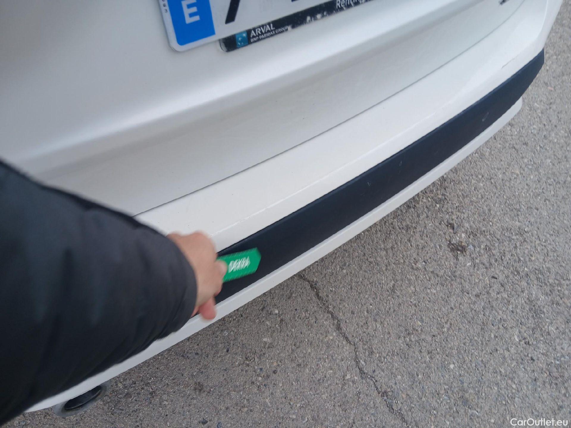  Bmw  X1 BMW  / 2019 / 5P / todoterreno sDrive16d #7