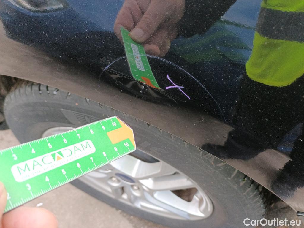  Ford  Focus FORD  / 2018 / 5P / berlina con portón 1.0 Ecoboost 92kW Trend+ Auto #13