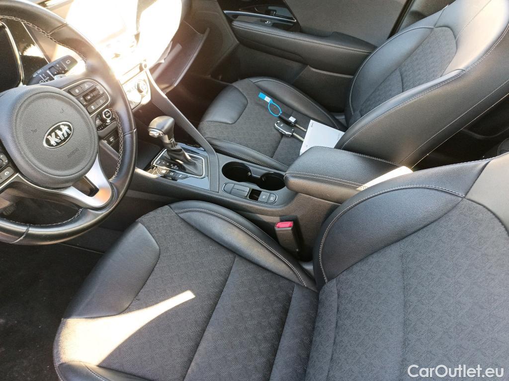  KIA  Niro KIA  / 2019 / 5P / crossover 1.6 GDi PHEV 104kW (141CV) Drive #28