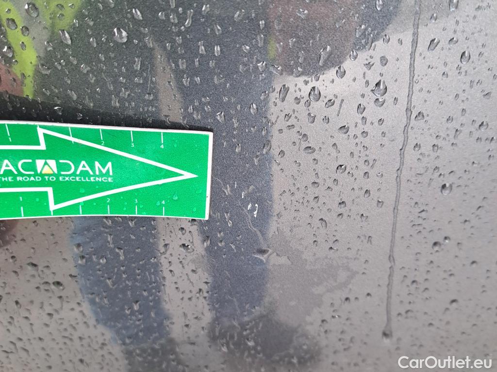  Nissan  Micra NISSAN  / 2017 / 5P / berlina con portón IG-T 68 kW (92 CV) E6D-F Acenta Sprint #16