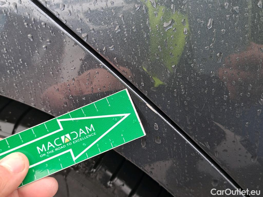  Nissan  Micra NISSAN  / 2017 / 5P / berlina con portón IG-T 68 kW (92 CV) E6D-F Acenta Sprint #10