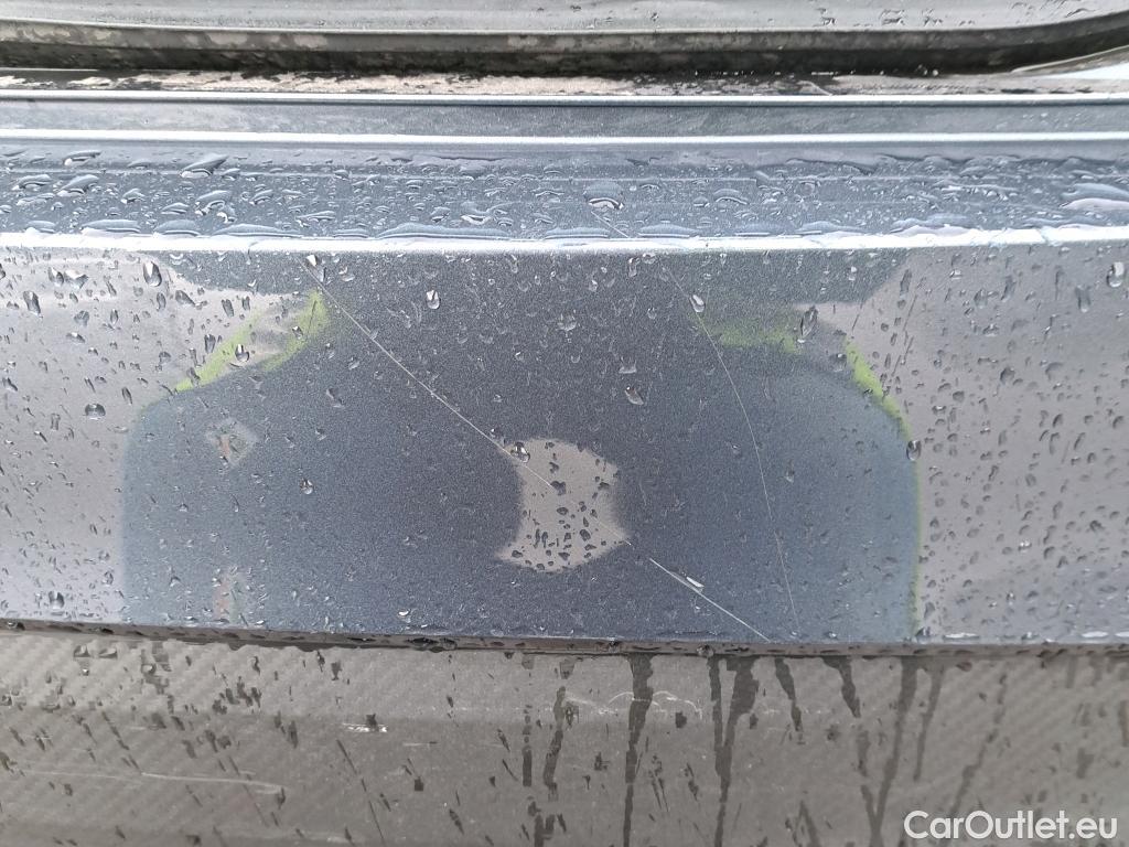  Nissan  Micra NISSAN  / 2017 / 5P / berlina con portón IG-T 68 kW (92 CV) E6D-F Acenta Sprint #25