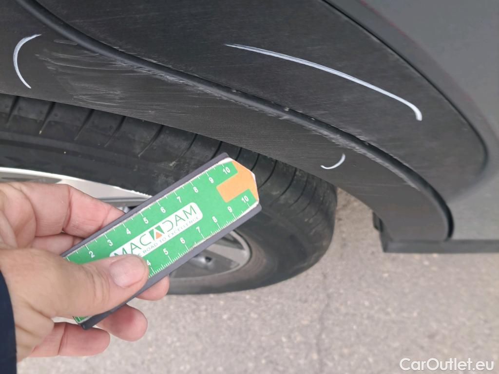  Hyundai  Konna HYUNDAI Kona / 2020 / 5P / todoterreno 1.6 GDI HEV Maxx DCT #34