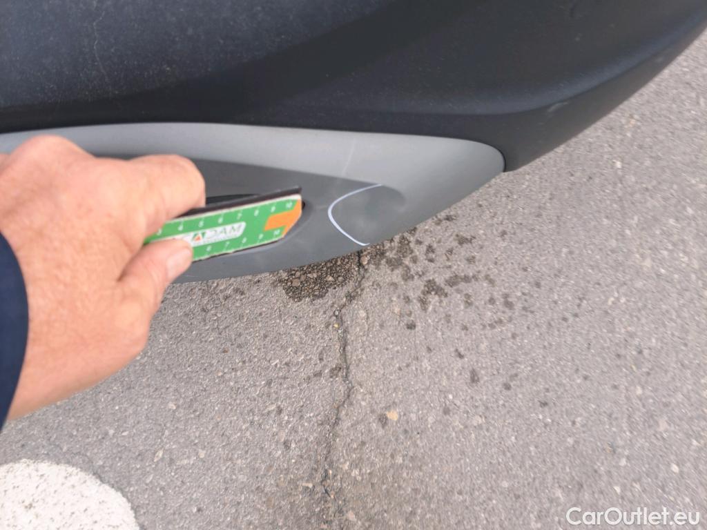  Hyundai  Konna HYUNDAI Kona / 2020 / 5P / todoterreno 1.6 GDI HEV Maxx DCT #28