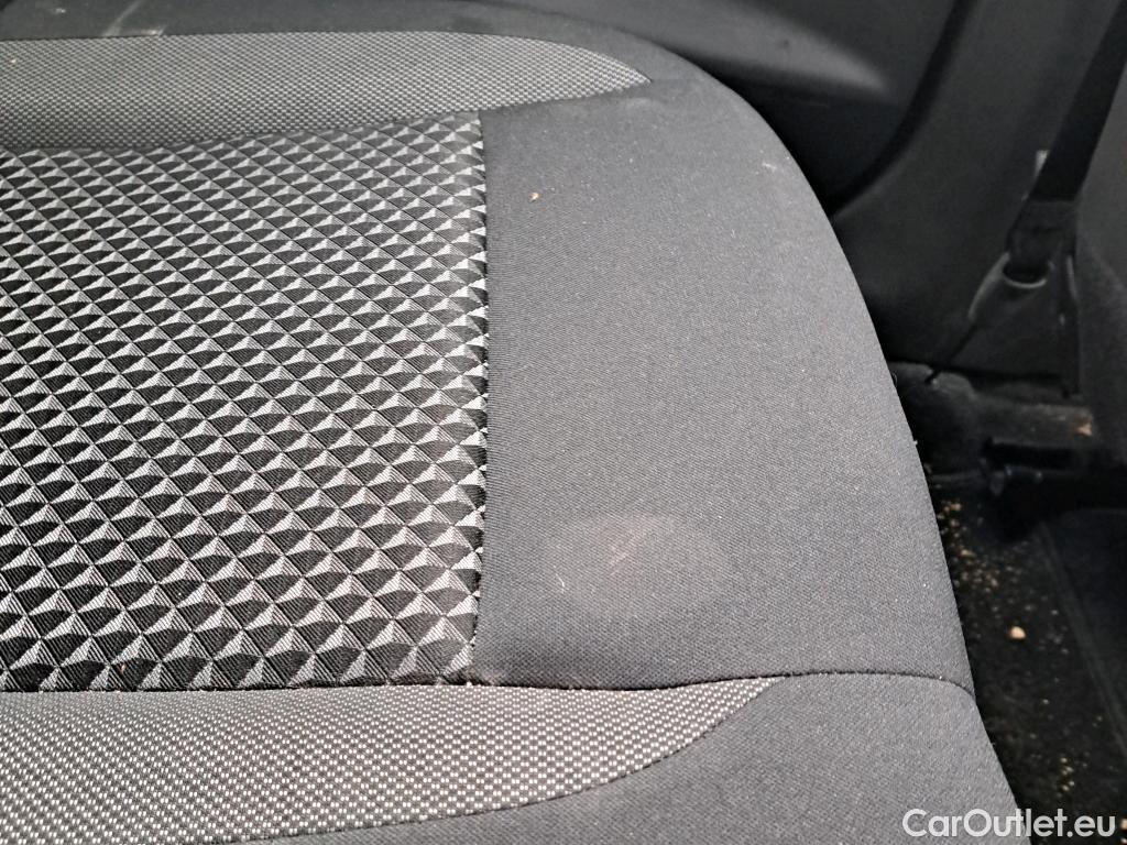  Nissan  Micra NISSAN  / 2017 / 5P / berlina con portón IG-T 68 kW (92 CV) E6D-F Acenta Sprint #39