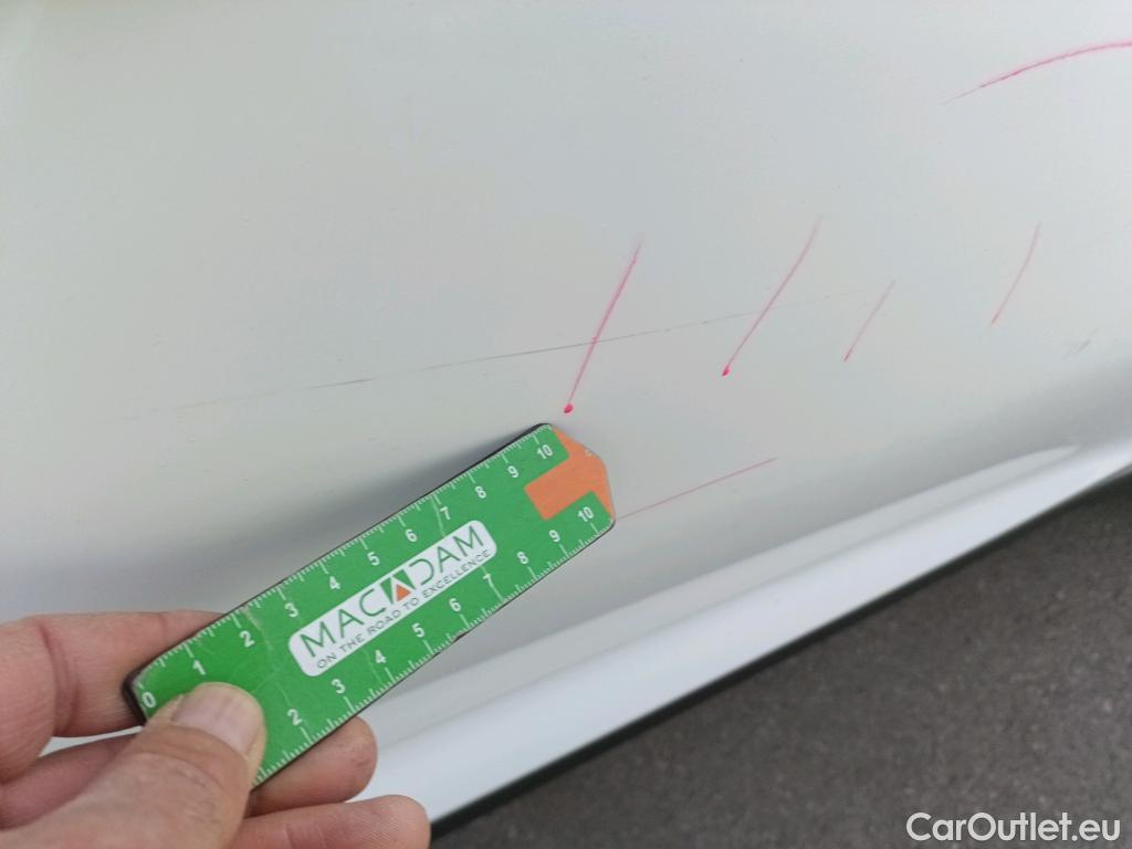  Hyundai  Tucson HYUNDAI  / 2018 / 5P / todoterreno 1.6 CRDI 100kW (136CV) 48V N-Line 4X2 #6