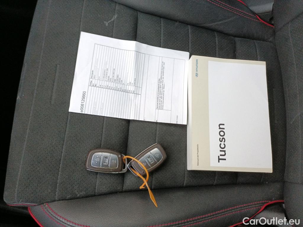  Hyundai  Tucson HYUNDAI  / 2018 / 5P / todoterreno 1.6 CRDI 100kW (136CV) 48V N-Line 4X2 #23