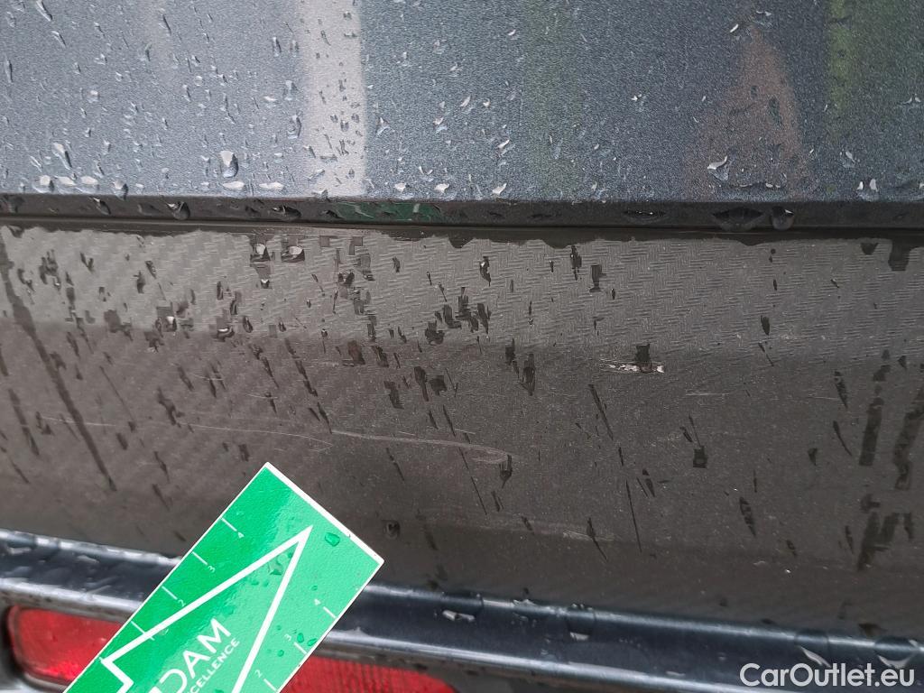  Nissan  Micra NISSAN  / 2017 / 5P / berlina con portón IG-T 68 kW (92 CV) E6D-F Acenta Sprint #2