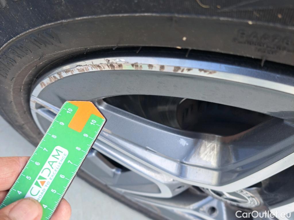  Mercedes  G-Klasee MERCEDES-BENZ Clase GLC / 2019 / 5P / todoterreno GLC 300 de 4MATIC #5