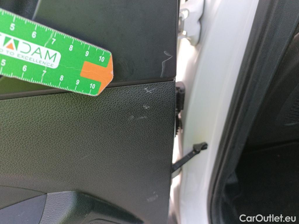  Hyundai  Tucson HYUNDAI  / 2018 / 5P / todoterreno 1.6 CRDI 100kW (136CV) 48V N-Line 4X2 #18