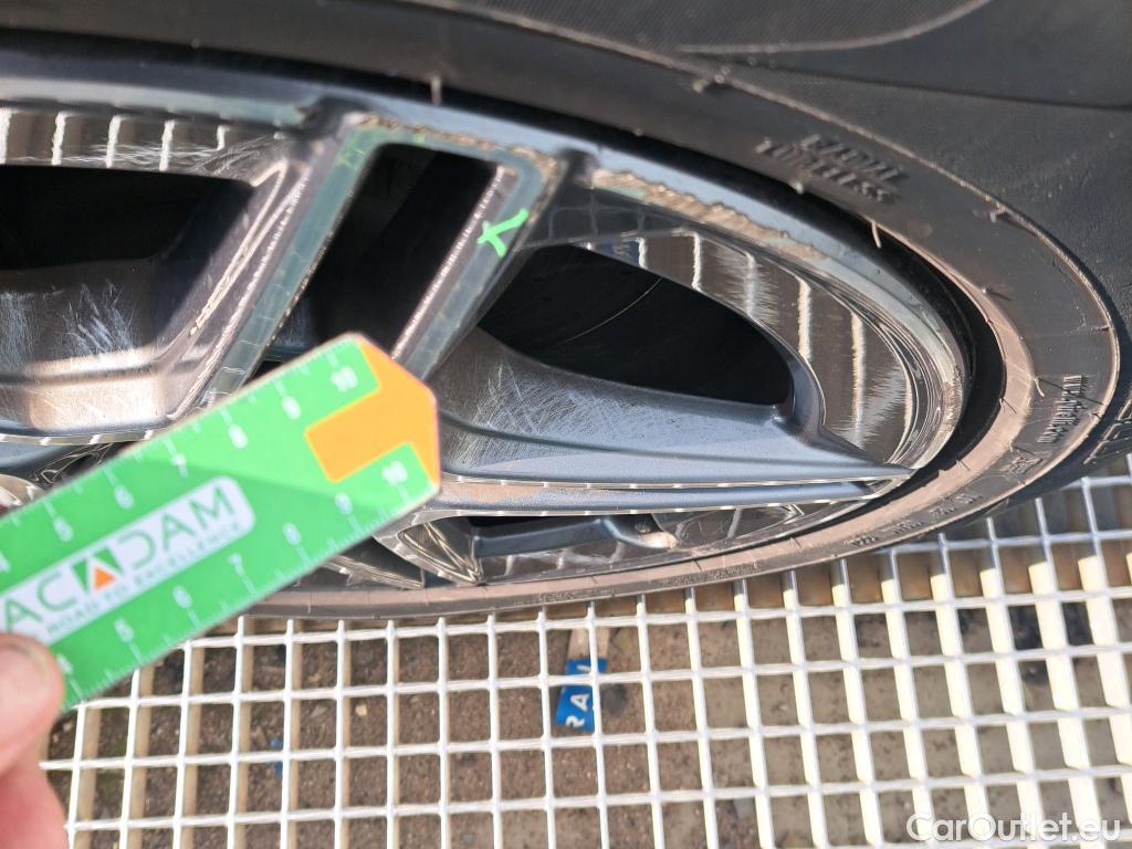  Mercedes  G-Klasee MERCEDES-BENZ Clase GLC / 2019 / 5P / todoterreno GLC 300 de 4MATIC #9