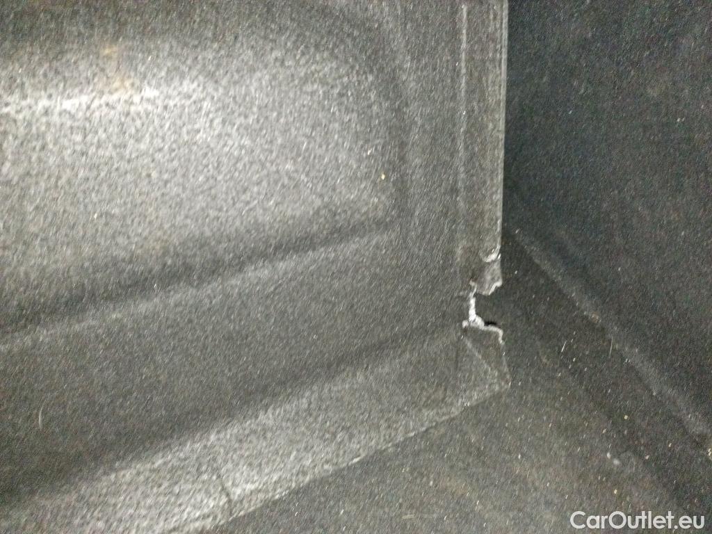  Opel  Corsa OPEL  1.2T XHL 74kW (100CV) Elegance #21