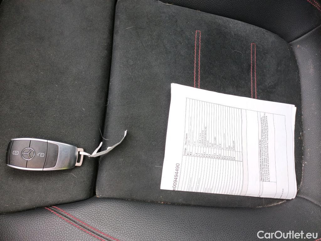  Mercedes  A-Klasse MERCEDES-BENZ Clase A / 2018 / 5P / berlina con portón A 200 d #20