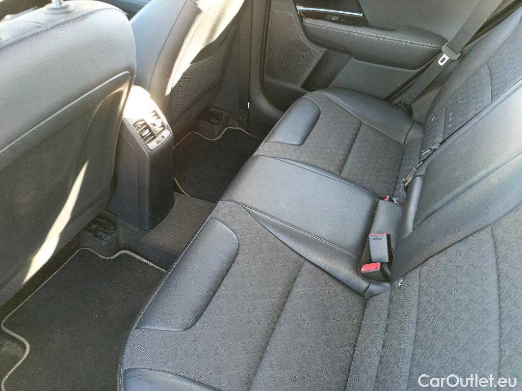  KIA  Niro KIA  / 2019 / 5P / crossover 1.6 GDi PHEV 104kW (141CV) Drive #27
