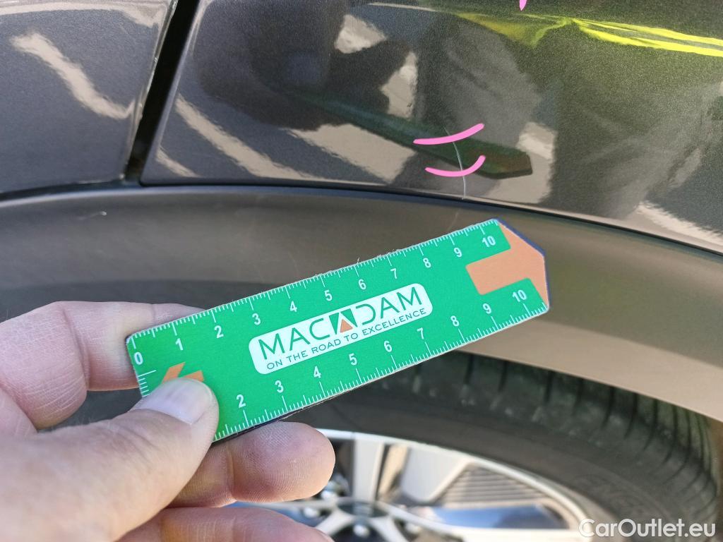  KIA  Niro KIA  / 2019 / 5P / crossover 1.6 GDi PHEV 104kW (141CV) Drive #10