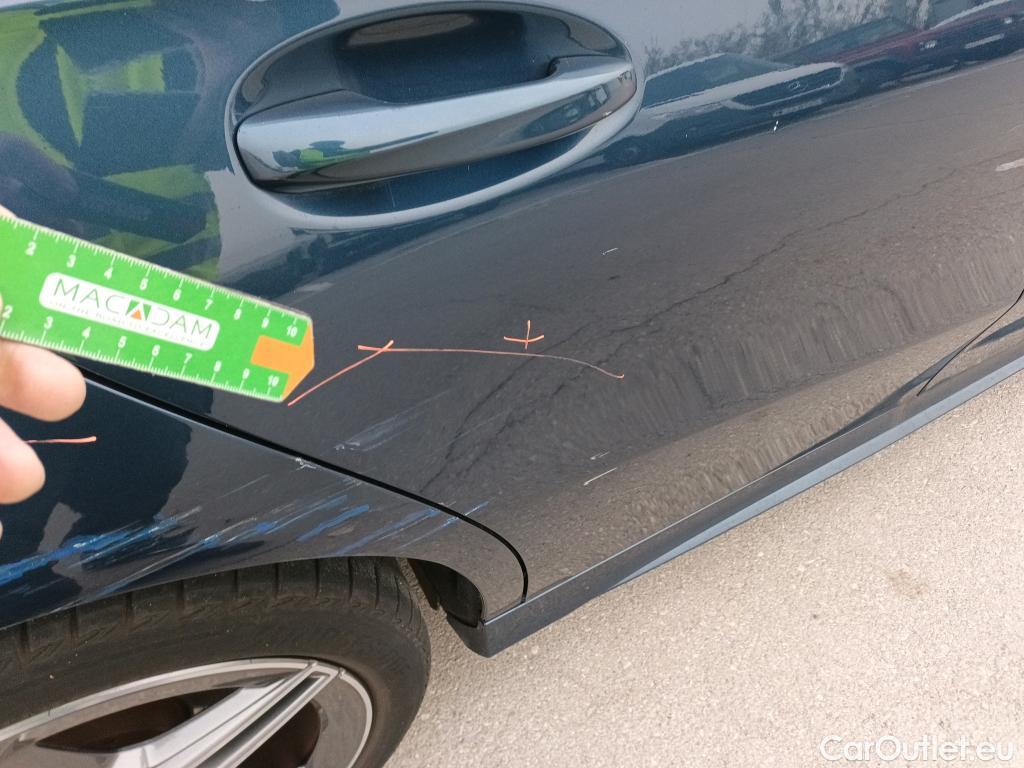  Mercedes  A-Klasse MERCEDES-BENZ Clase A / 2018 / 5P / berlina con portón A 200 d #9