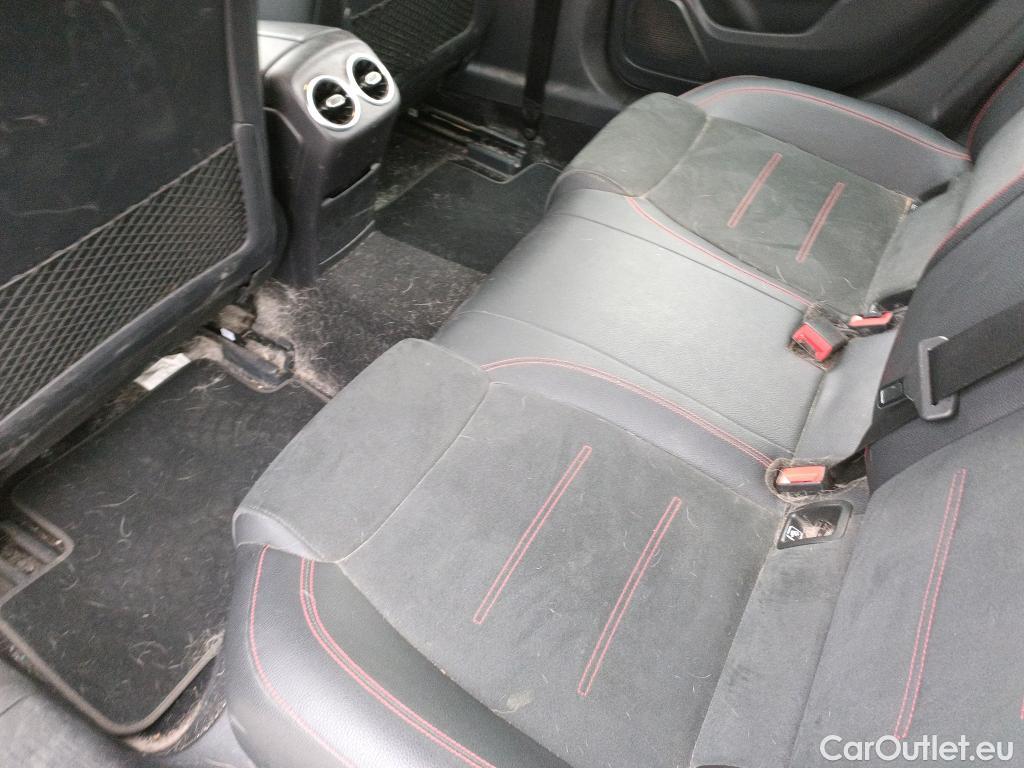  Mercedes  A-Klasse MERCEDES-BENZ Clase A / 2018 / 5P / berlina con portón A 200 d #15