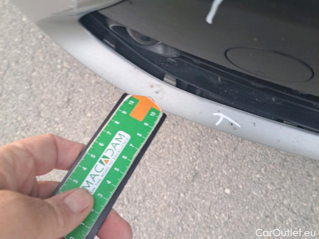  Hyundai  Konna HYUNDAI Kona / 2020 / 5P / todoterreno 1.6 GDI HEV Maxx DCT #32