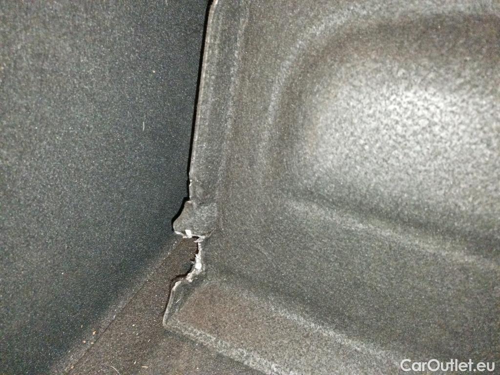  Opel  Corsa OPEL  1.2T XHL 74kW (100CV) Elegance #20