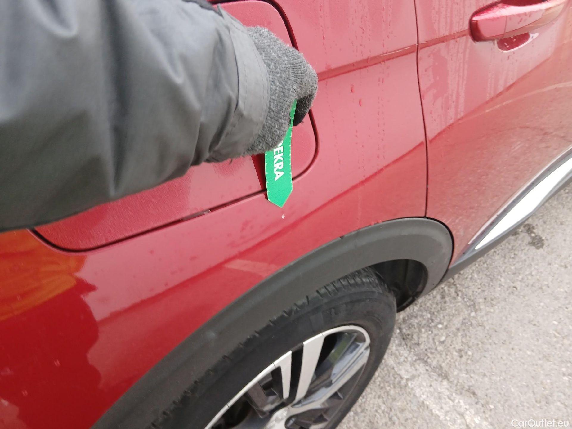  Peugeot  5008 PEUGEOT  / 2017 / 5P / todoterreno GT-Line BlueHDi 96kW (130CV) S&S EAT8 #28