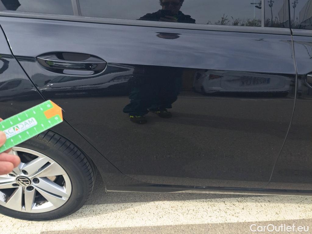  Volkswagen  Golf  VOLKSWAGEN / 2020 / 5P / berlina con portón Life 2.0 TDI 85kW (115CV) #19