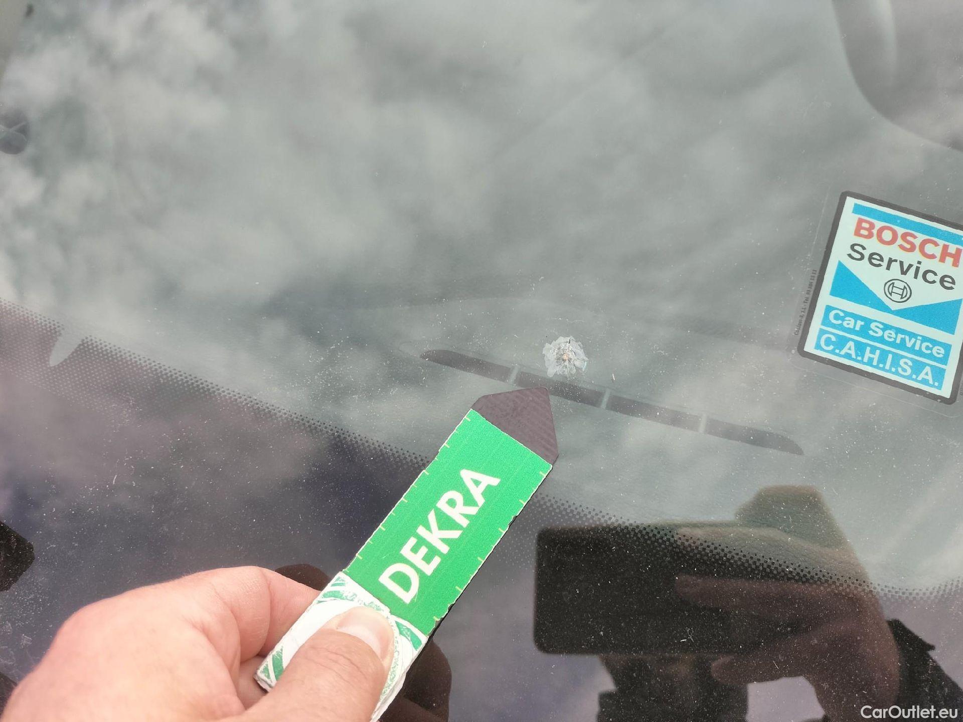  Renault  Clio RENAULT  / 2019 / 5P / berlina con portón Business Blue dCi 63 kW (85CV) #11