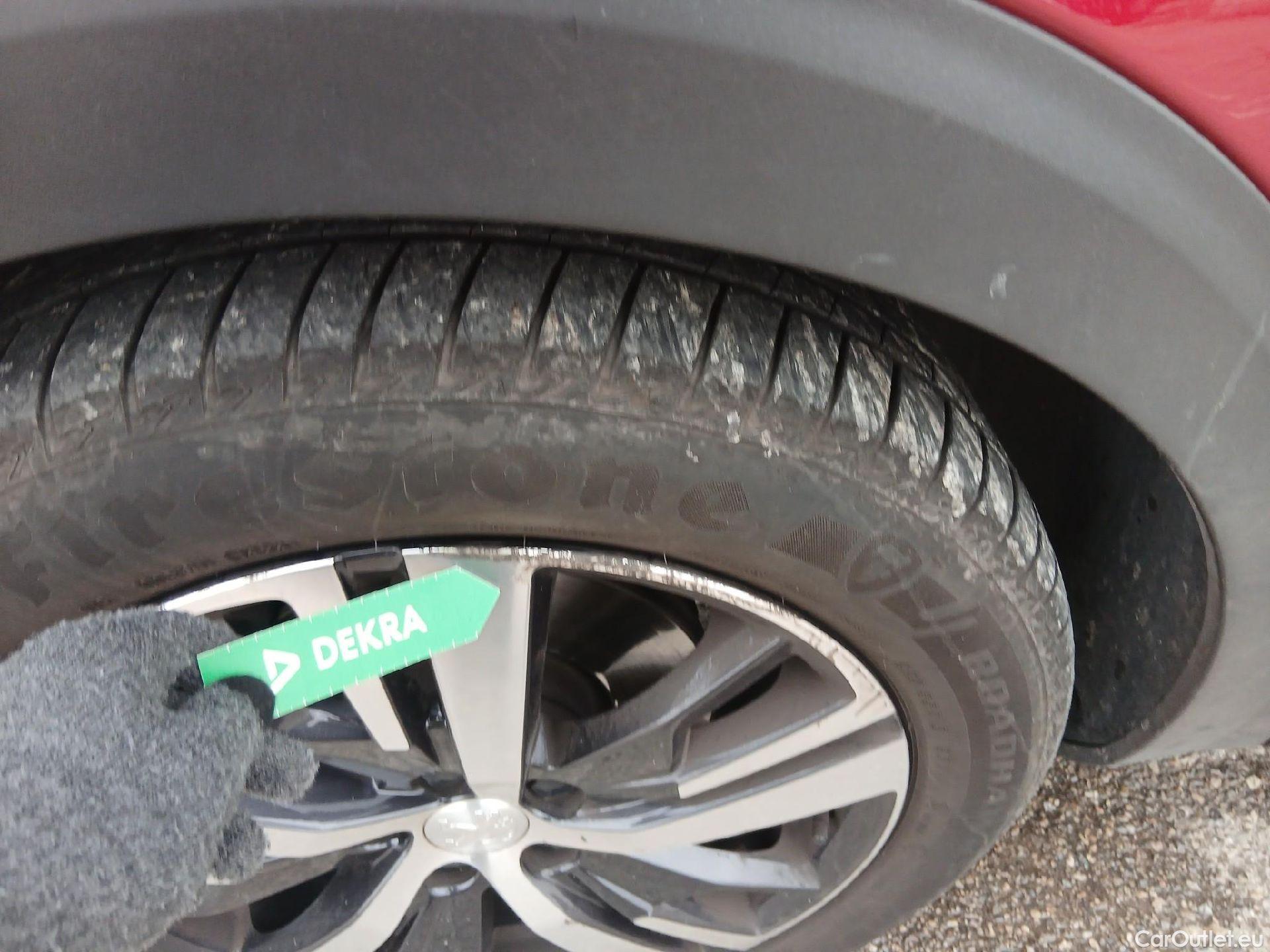  Peugeot  5008 PEUGEOT  / 2017 / 5P / todoterreno GT-Line BlueHDi 96kW (130CV) S&S EAT8 #8