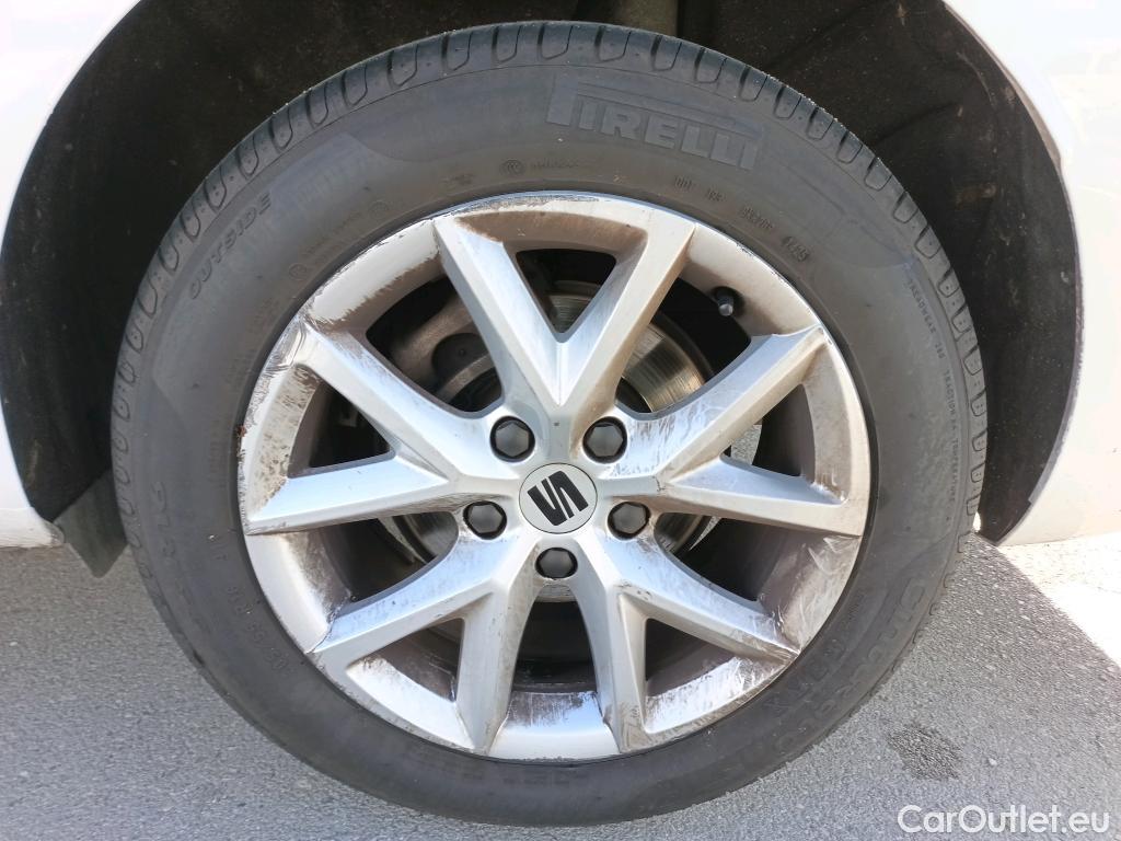  Seat  Leon SEAT Nuevo León / 2020 / 5P / familiar SP 2.0 TDI 85kW Style Go (AC) #7