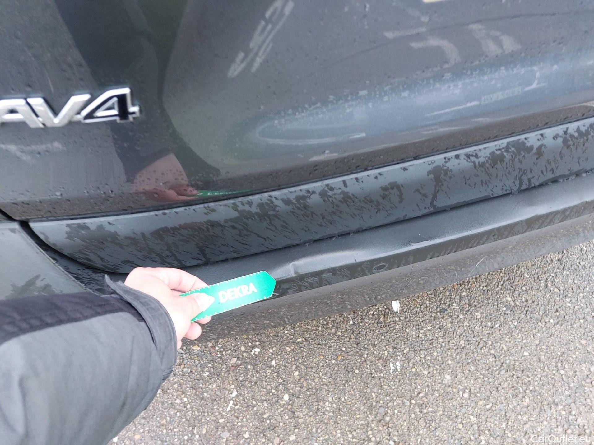  Toyota  RAV4 TOYOTA  / 2018 / 5P / todoterreno 2.5l 220H Advance Plus #17