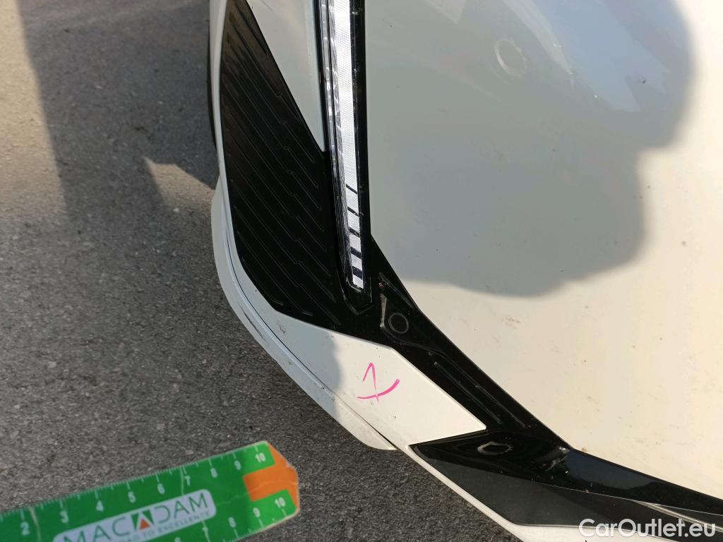  Peugeot  308 PEUGEOT  / 2021 / 5P / familiar SW GT Pack BlueHDi 130 S&S EAT8 #40