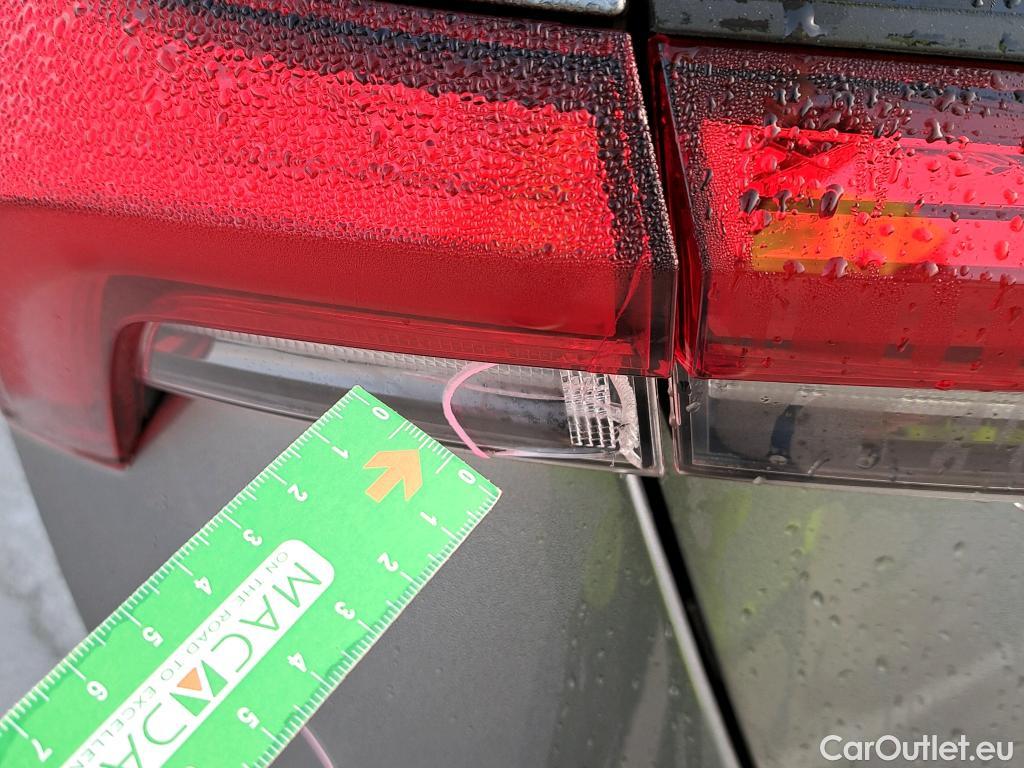  Skoda  Scala SKODA  / 2019 / 5P / berlina con portón 1.0 TSI 81KW (110 CV) Ambition #4