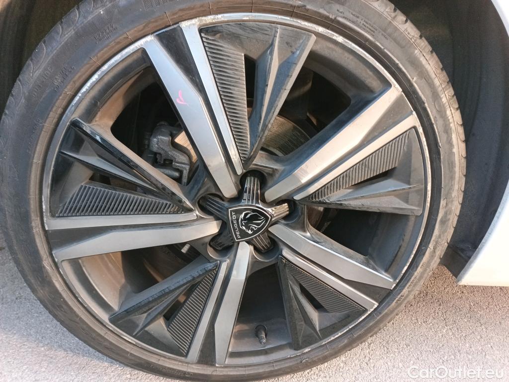  Peugeot  308 PEUGEOT  / 2021 / 5P / familiar SW GT Pack BlueHDi 130 S&S EAT8 #16