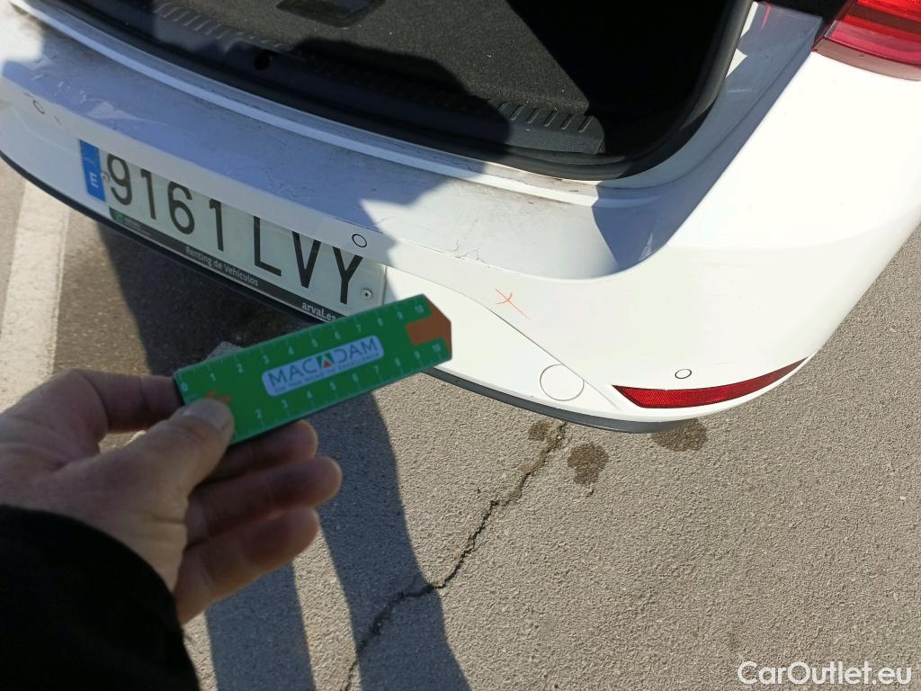  Seat  Leon SEAT Nuevo León / 2020 / 5P / familiar SP 2.0 TDI 85kW Style Go (AC) #19