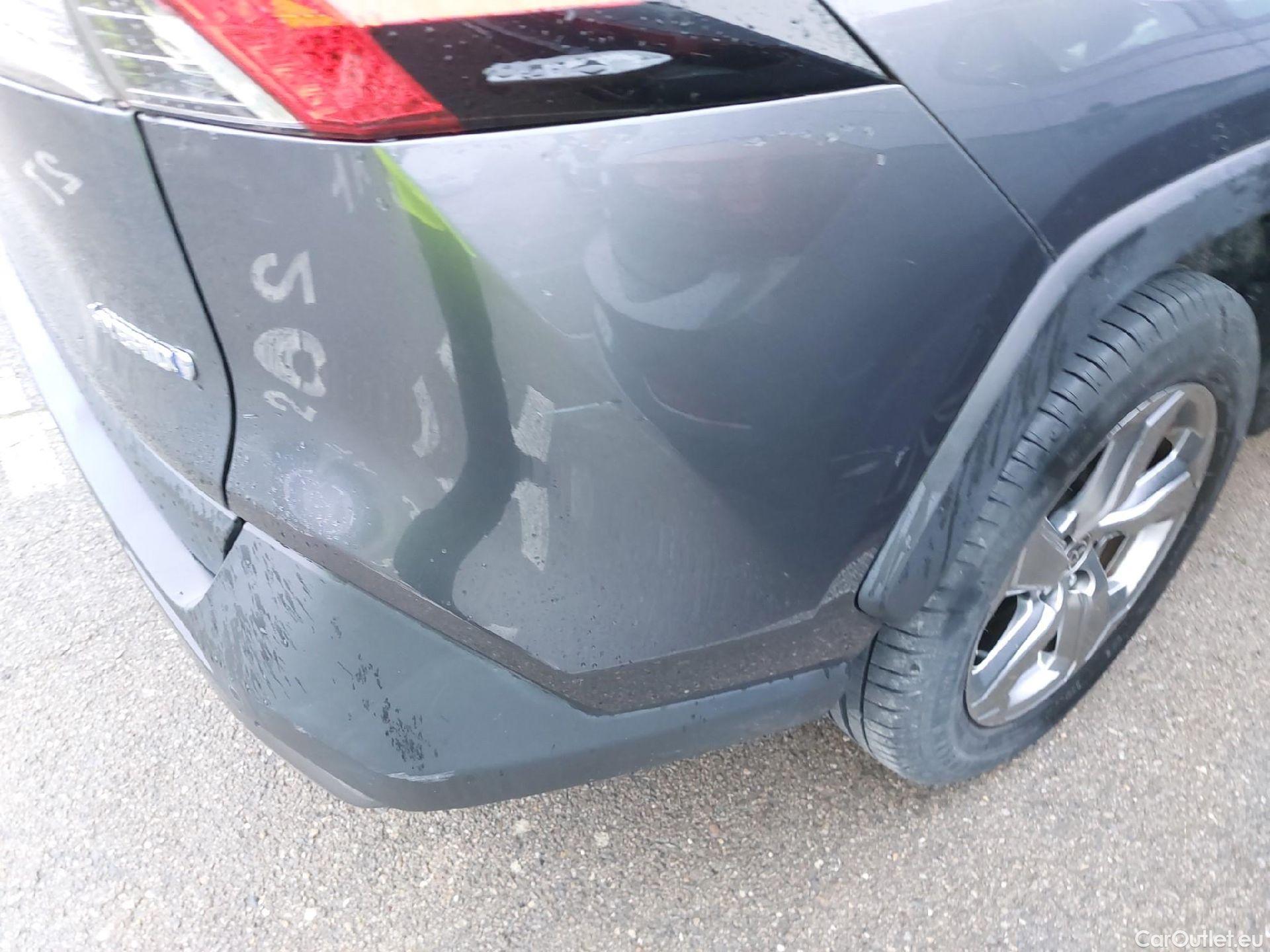  Toyota  RAV4 TOYOTA  / 2018 / 5P / todoterreno 2.5l 220H Advance Plus #22