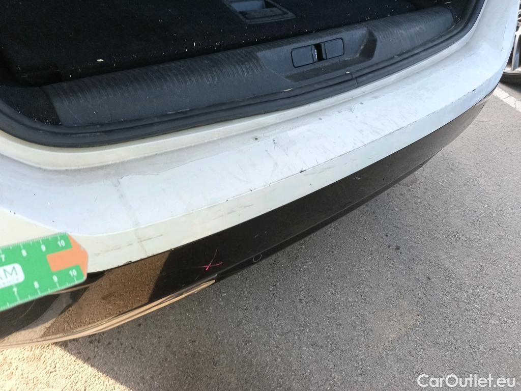  Peugeot  308 PEUGEOT  / 2021 / 5P / familiar SW GT Pack BlueHDi 130 S&S EAT8 #36