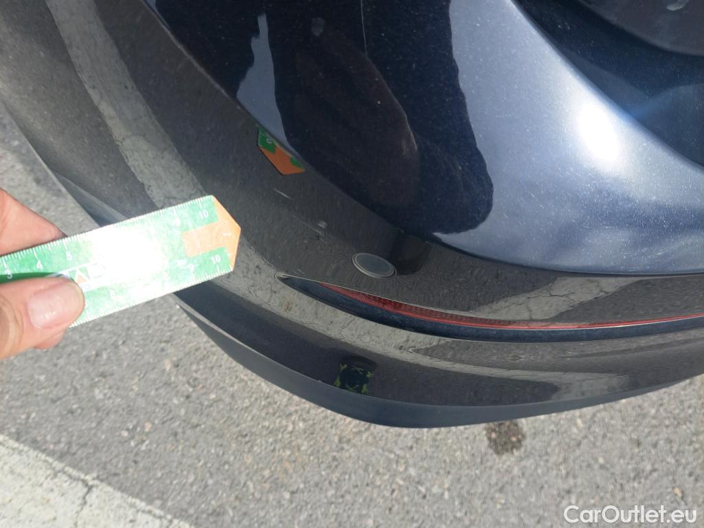  Volkswagen  Golf  VOLKSWAGEN / 2020 / 5P / berlina con portón Life 2.0 TDI 85kW (115CV) #13