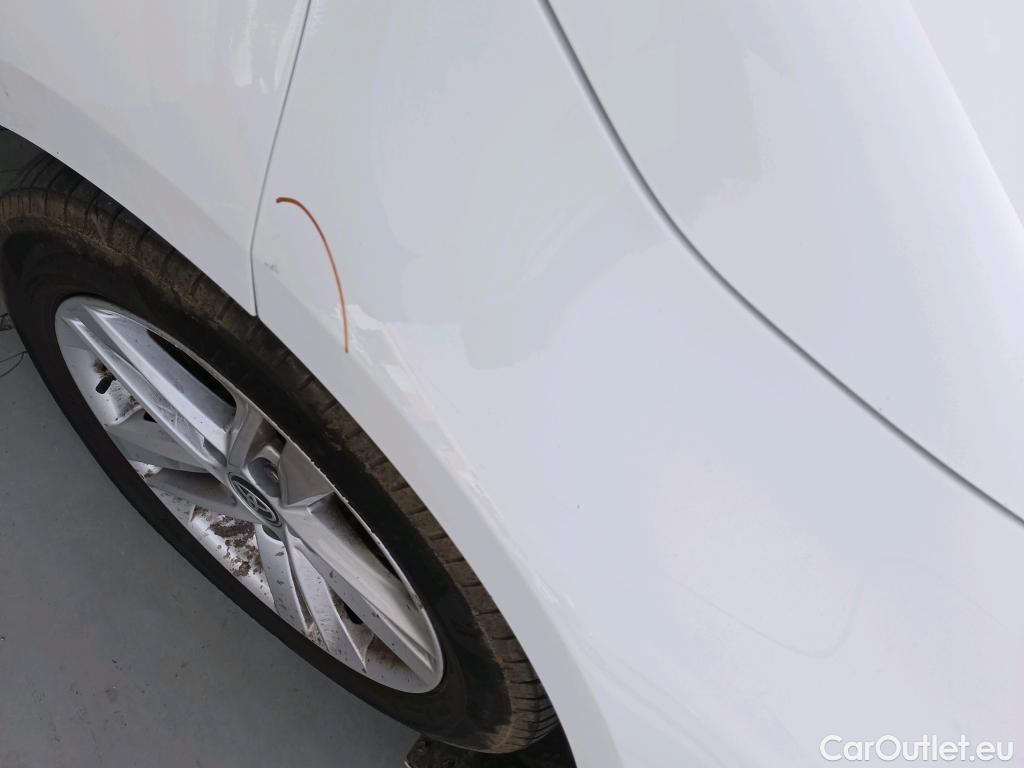  Toyota  Corolla TOYOTA  / 2019 / 5P / berlina con portón 1.8 125H BUSINESS PLUS E-CVT #17