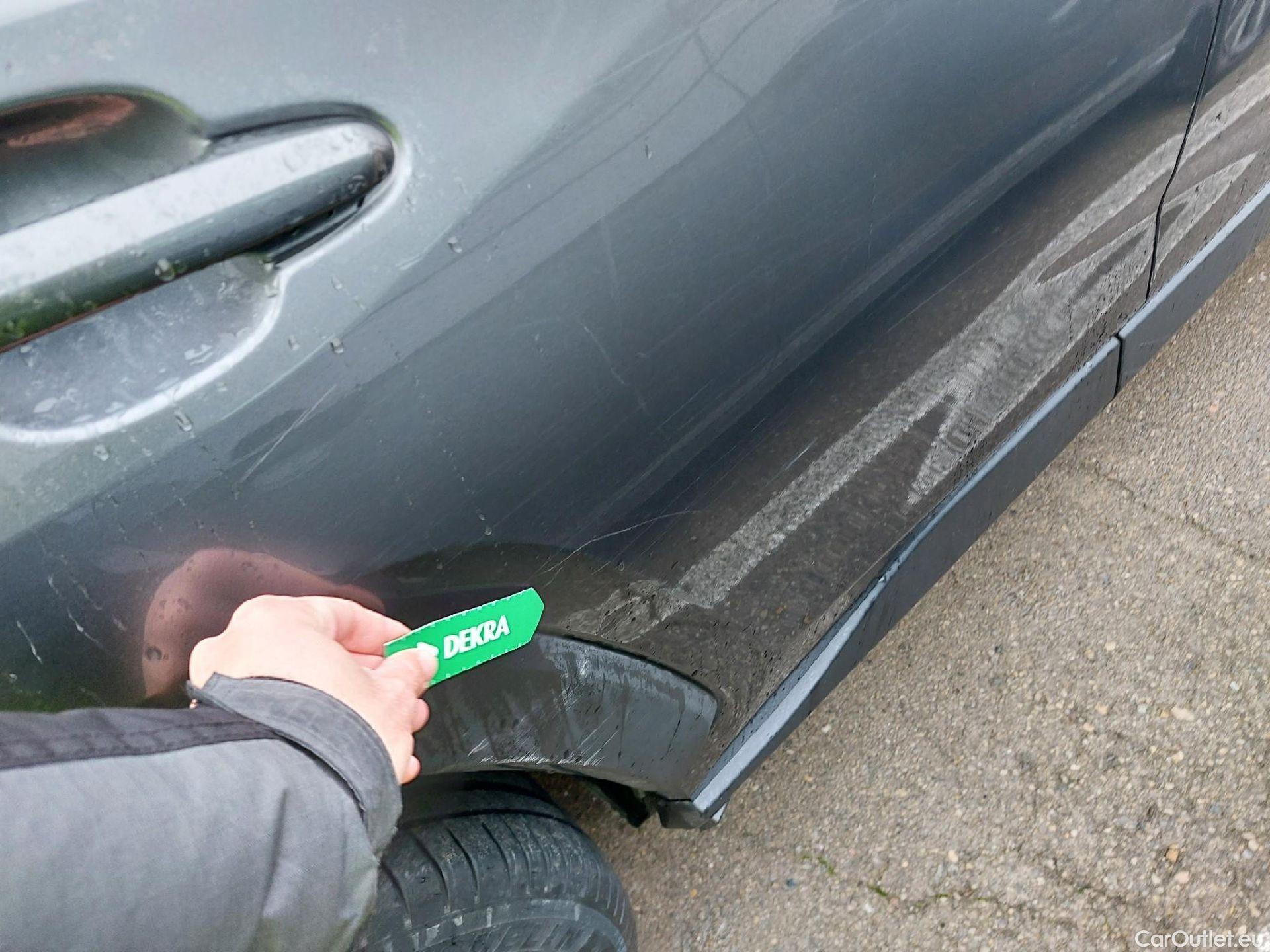  Toyota  RAV4 TOYOTA  / 2018 / 5P / todoterreno 2.5l 220H Advance Plus #25