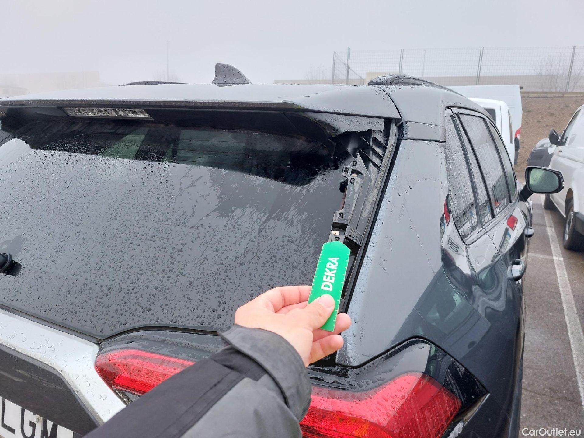  Toyota  RAV4 TOYOTA  / 2018 / 5P / todoterreno 2.5l 220H Advance Plus #20